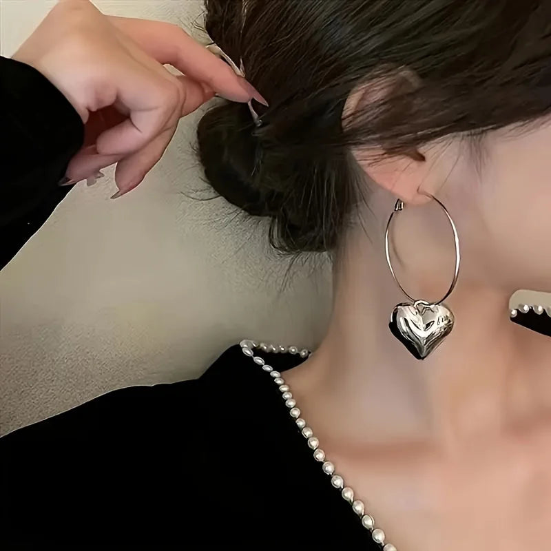 Fashion Heart-Shaped Pendant Hollow Earrings